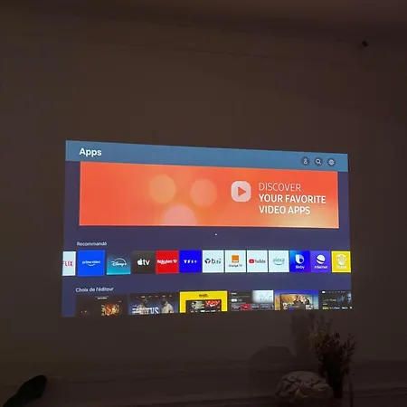 Haussmannien Dans Le Centre De *